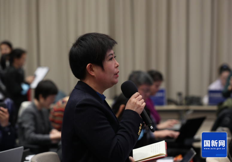 中央广播电视总台央视记者提问(刘健 摄).png 中央广播电视总台央视记者提问(刘健 摄).png